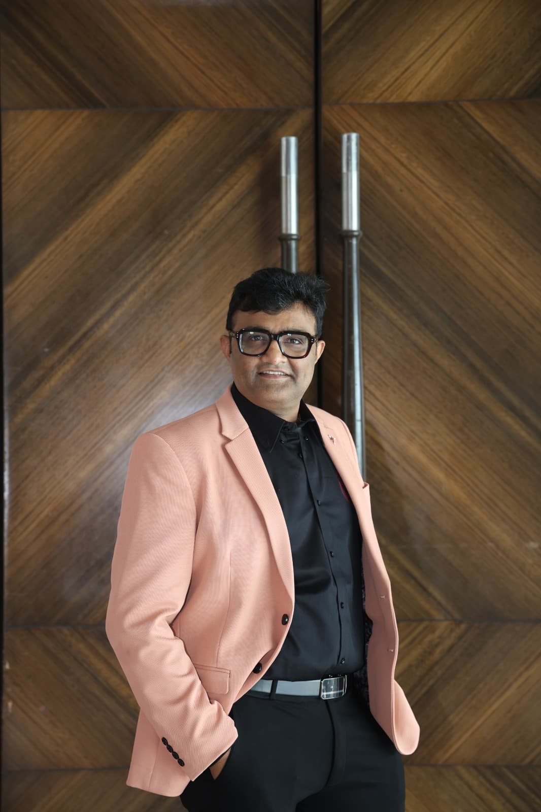 REALESTIQ founder
